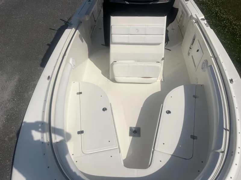 Slide: The Image of Edgewater 245CC 2007 - 8