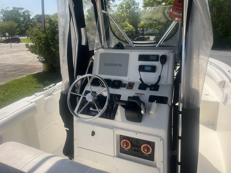 Slide: The Image of Edgewater 245CC 2007 - 9