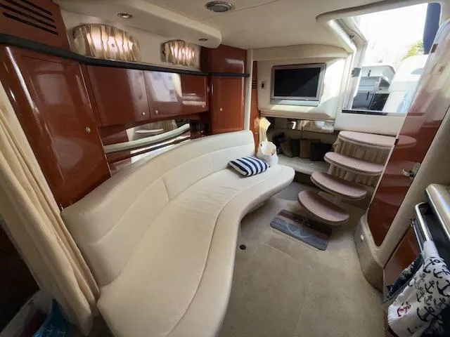 Slide: The Image of Sea Ray Sundancer 320 2005 - 17