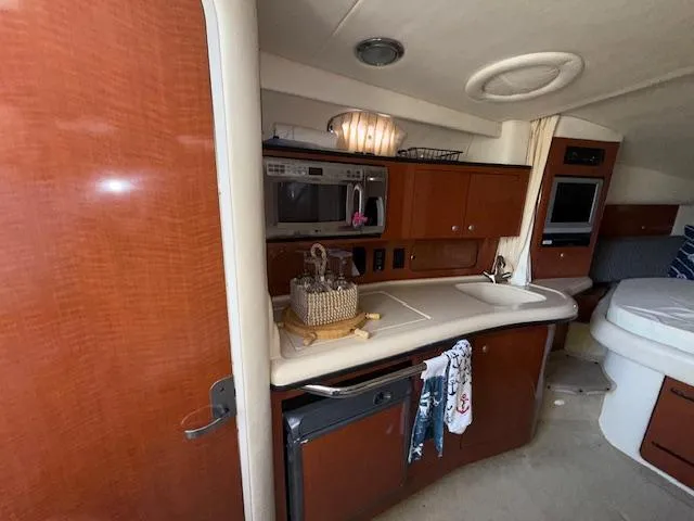 Slide: The Image of Sea Ray Sundancer 320 2005 - 18