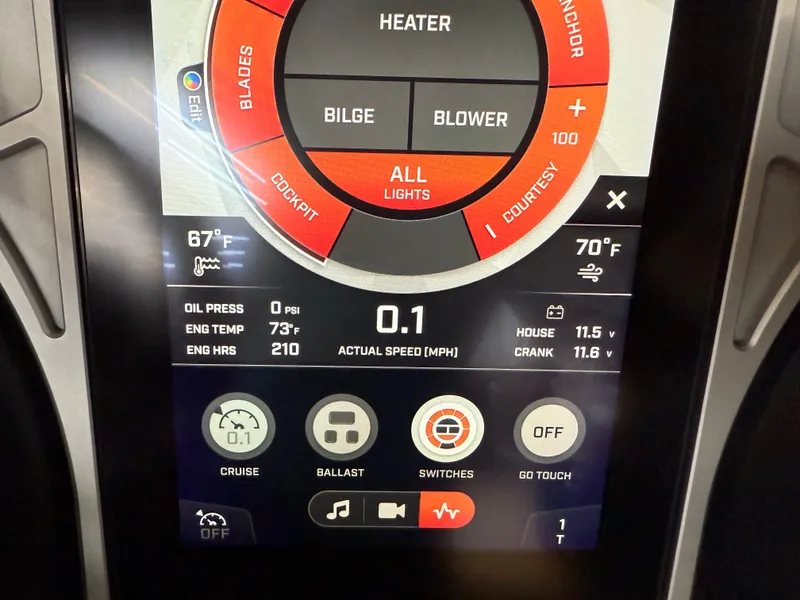 Slide: The Image of Tigé 21ZX 2022 - 16