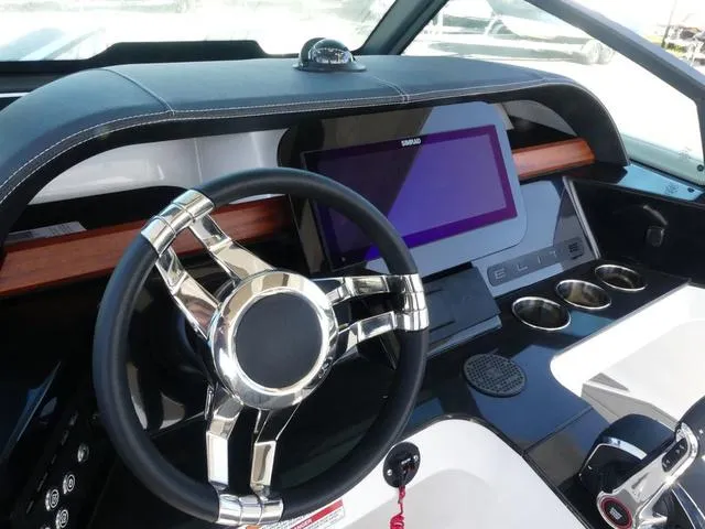 Slide: The Image of Monterey Elite 27 OB 2025 - 11