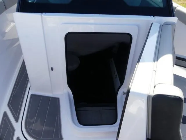 Slide: The Image of Monterey Elite 27 OB 2025 - 19