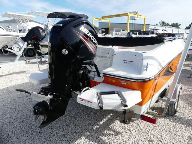 Slide: The Image of Bayliner Element E16 2019 - 5