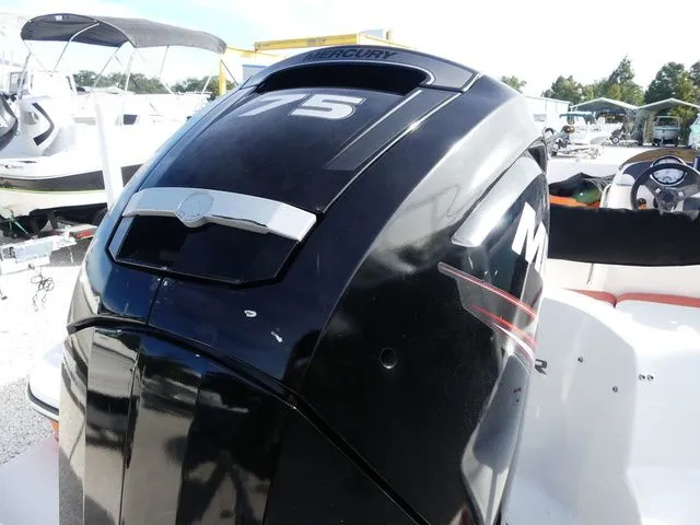 Slide: The Image of Bayliner Element E16 2019 - 6