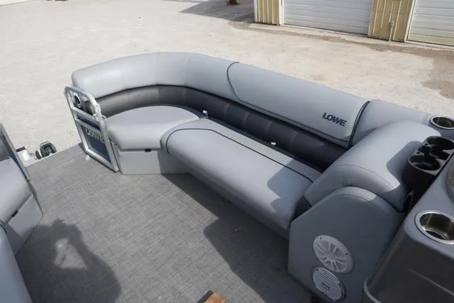 Slide: The Image of Lowe SF 232 2018 - 13