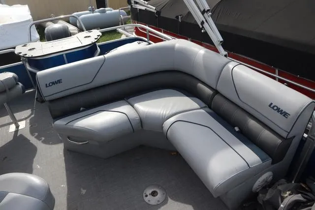 Slide: The Image of Lowe SF 232 2018 - 6