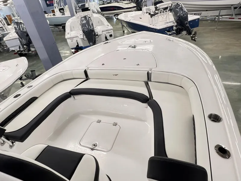 Slide: The Image of Tidewater 2500 Carolina Bay 2025 - 4