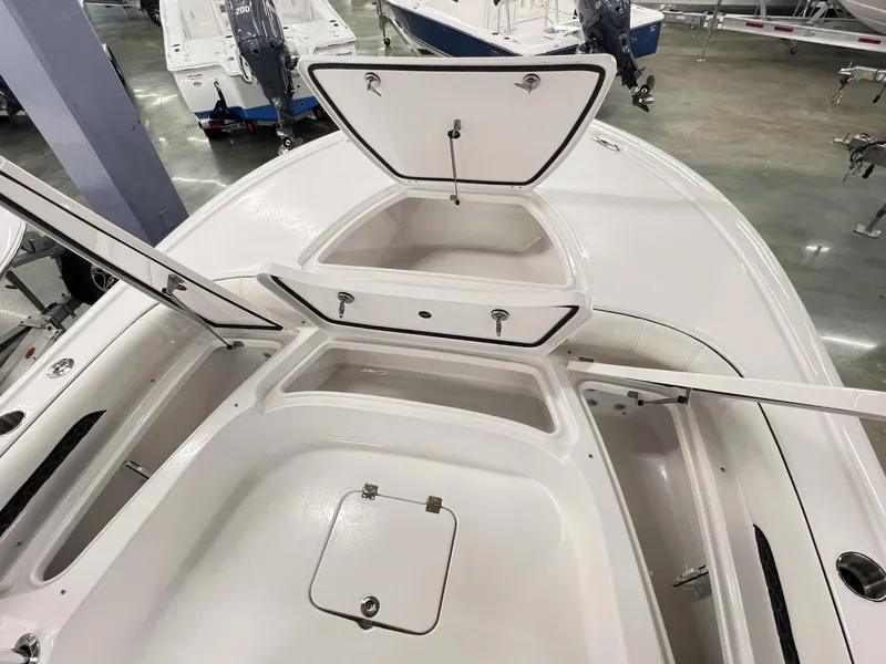 Slide: The Image of Tidewater 2500 Carolina Bay 2025 - 7