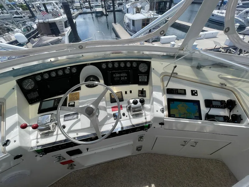 Slide: The Image of Hatteras 52 Motor Yacht 1995 - 74