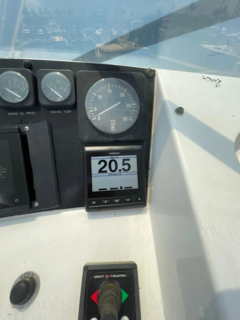 Slide: The Image of Hatteras 52 Motor Yacht 1995 - 83