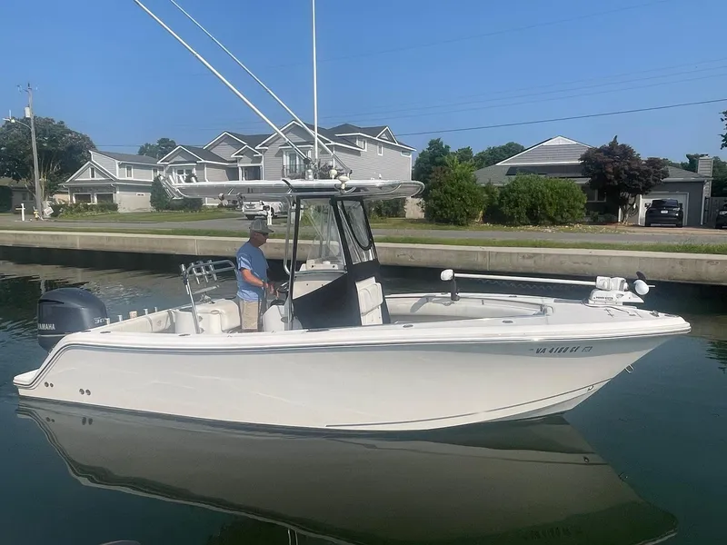 The Image of 2005 MCKEE CRAFT 22 FREEDOM CENTER CONSOLE - 0