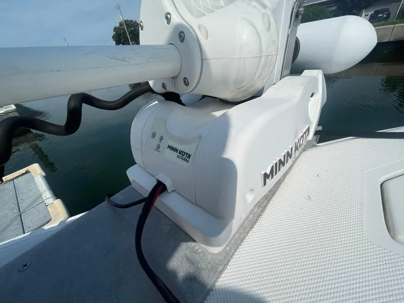 Slide: The Image of MINN KOTA TROLLING MOTOR WITH 3 LITHIUM BATTERIES!! - 20