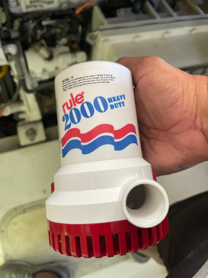 Slide: The Image of NEW BILGE PUMPS THROUGHOUT!! RULE 2000GPH HEAVY DUTY - 21