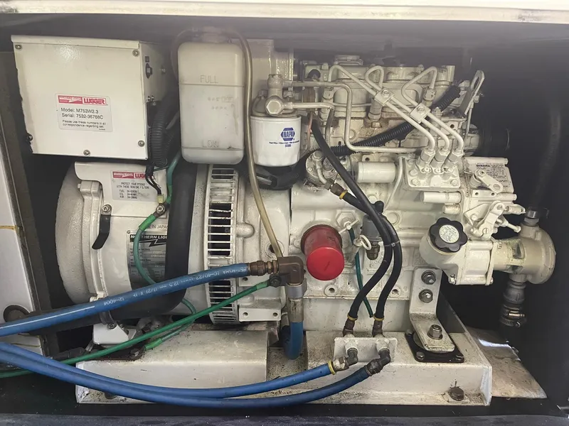 Slide: The Image of NEW 2009 NORTHERN LIGHTS GENERATOR W/HARD SOUND ENCLOSURE!! - 5