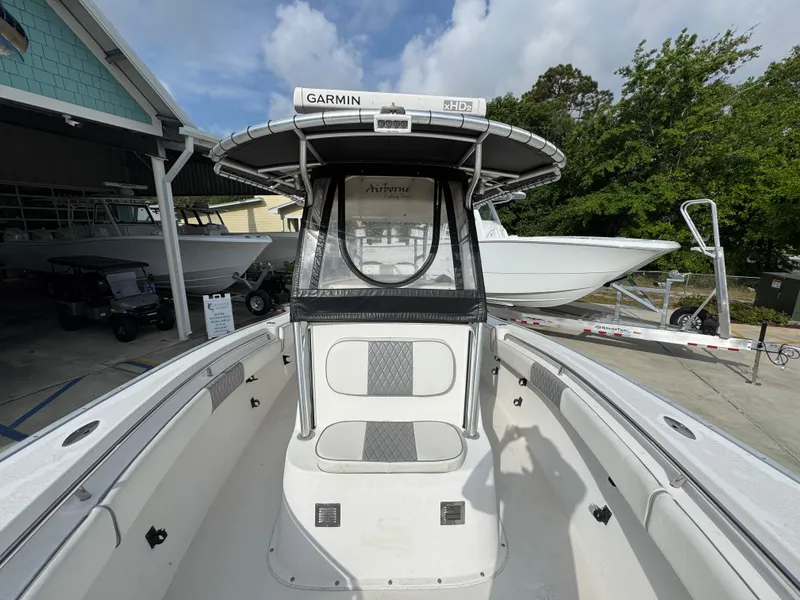 Slide: The Image of 2006 Cape Horn 31 T boat with Garmin equipment, docked outdoors. - 22