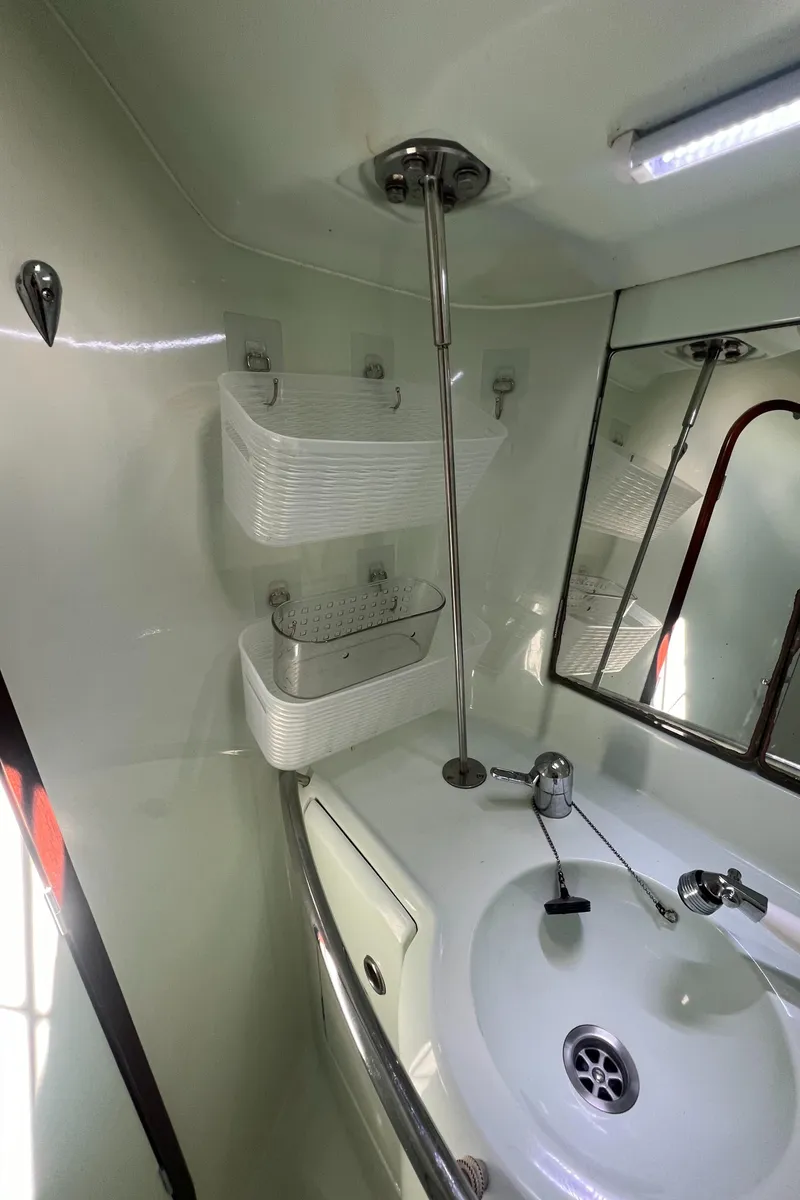 Slide: The Image of Beneteau Oceanis 440 1994 - 53