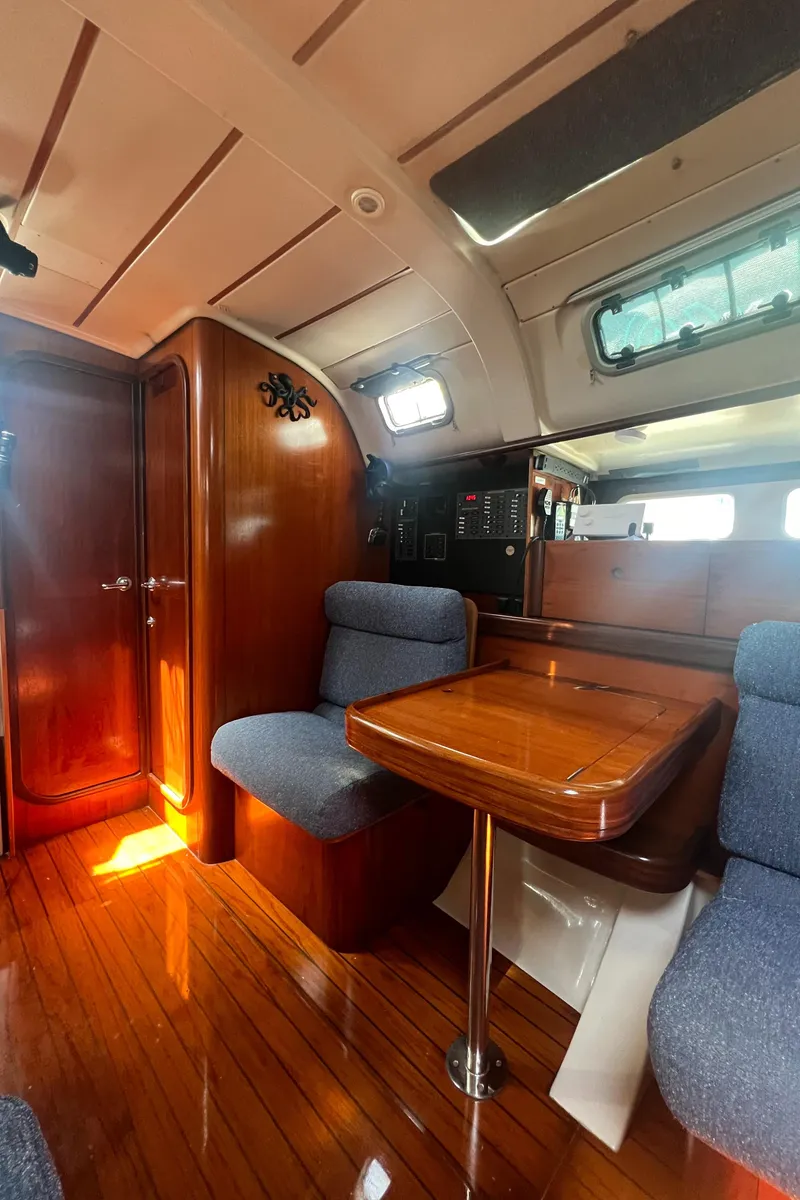 Slide: The Image of Beneteau Oceanis 440 1994 - 60