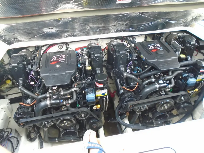 Slide: The Image of Sea Ray 280 Sundancer 2007 - 15