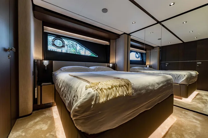 Slide: The Image of Ferretti Yachts 860 2023 - 75