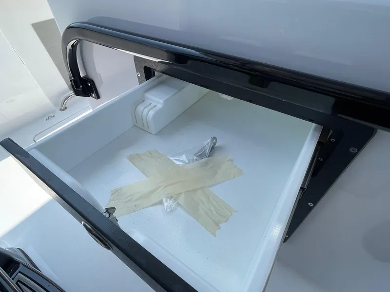 Slide: The Image of Sea Pro 262 Offshore 2025 - 75