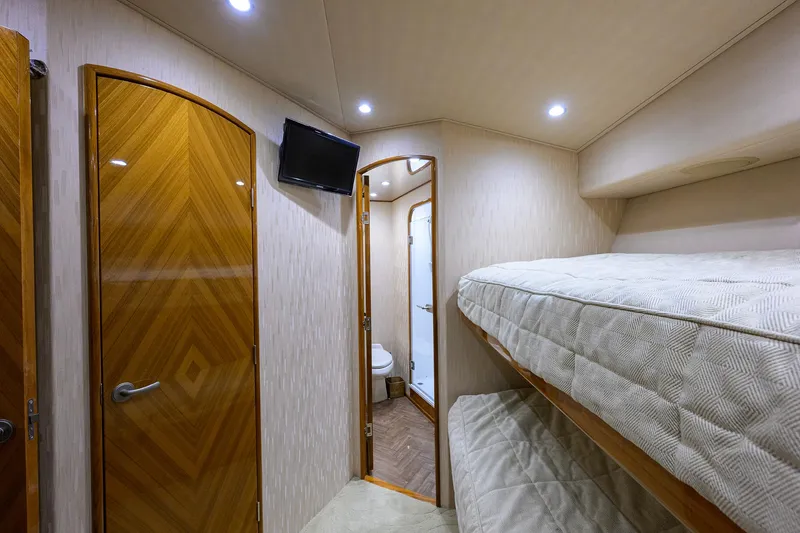 Slide: The Image of Viking 82 BLU FROG - Mid Port Guest Stateroom - 35