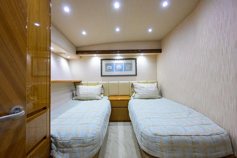 Slide: The Image of Viking 82 BLU FROG - Starboard Guest Stateroom - 38
