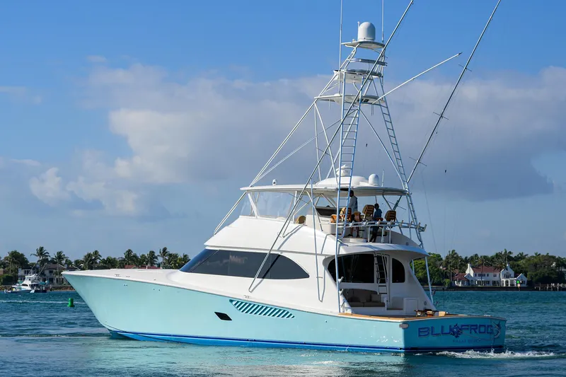 Slide: The Image of Viking 82 BLU FROG - Port Aft Profile - 65