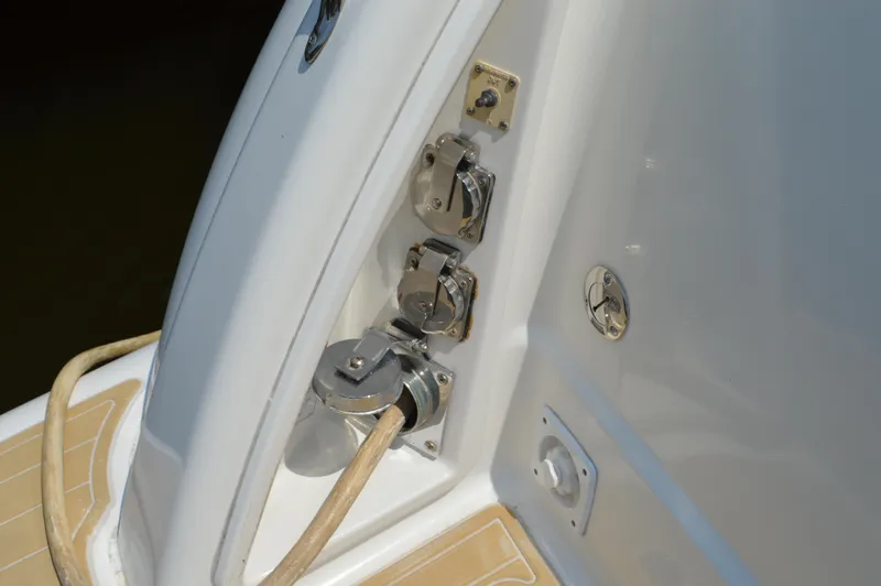 Slide: The Image of Power connections on a 2006 Tiara Yachts 4300 Sovran boat. - 21