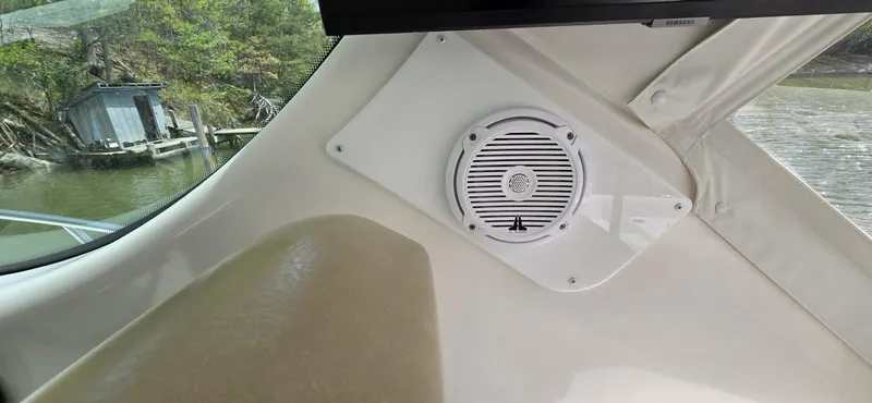 Slide: The Image of Interior of 2006 Tiara Yachts 4300 Sovran with speaker and window view. - 42