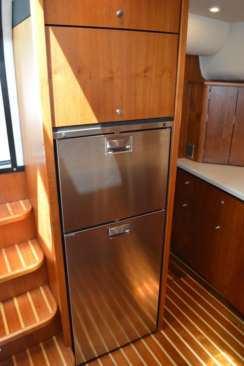 Slide: The Image of Tiara 4300 Sovran 2006 - 65