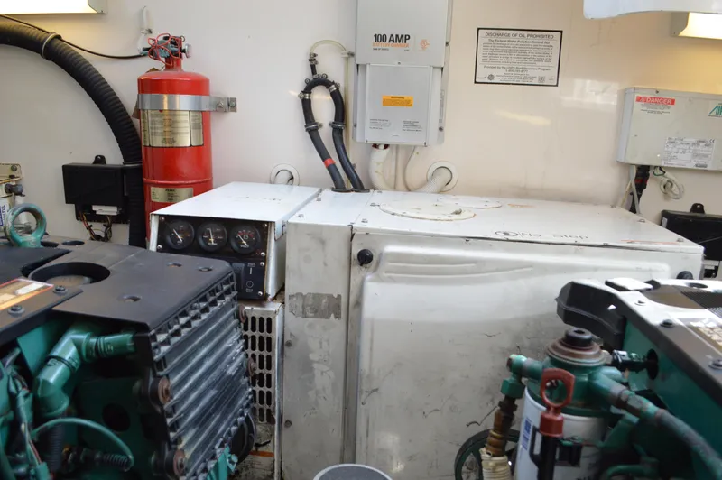 Slide: The Image of Tiara 4300 Sovran 2006 - 96