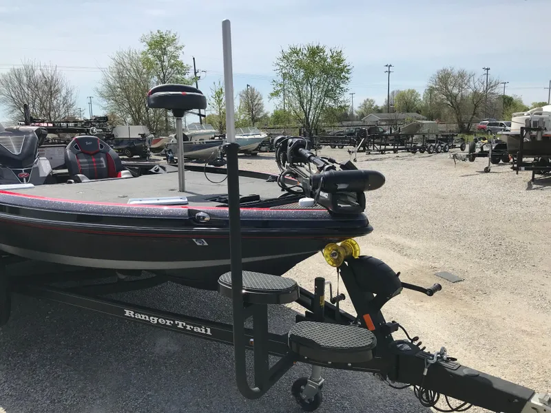 Slide: The Image of 2023 Ranger Z520R Ranger Cup Equipped boat on trailer in outdoor setting. - 7