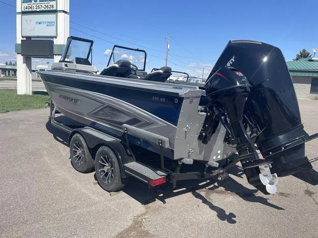 Slide: The Image of Starcraft Mariner 210 XS 2025 - 3