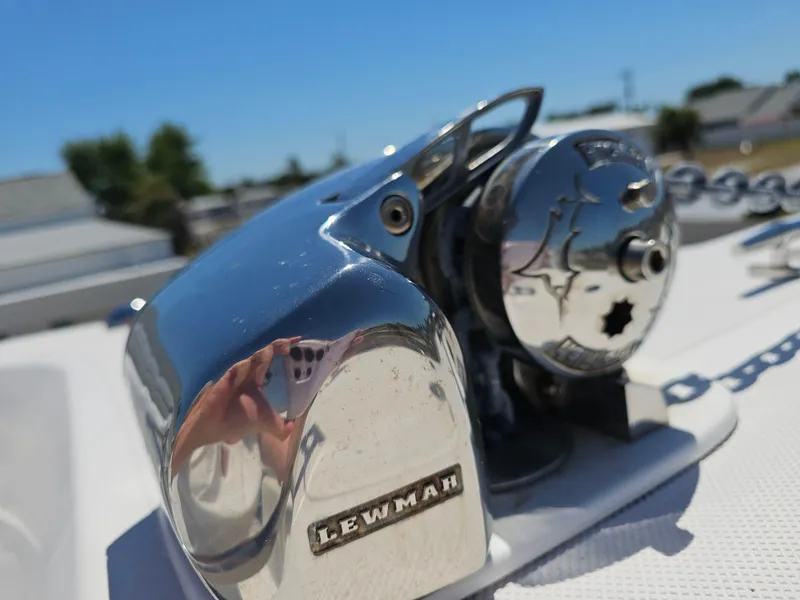 Slide: The Image of Close-up of a Lewmar winch on a 2008 Pro-Line 29 Grande Sport boat. - 44