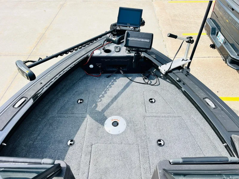 Slide: The Image of 2023 Tracker Targa V-19 WT boat deck with fishing equipment and electronics. - 15
