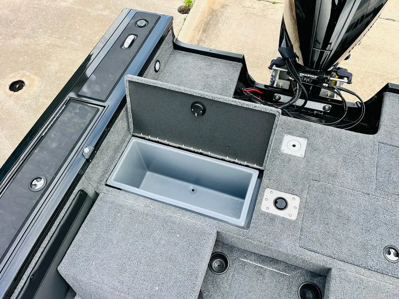 Slide: The Image of Tracker Targa V-19 WT 2023 - 51