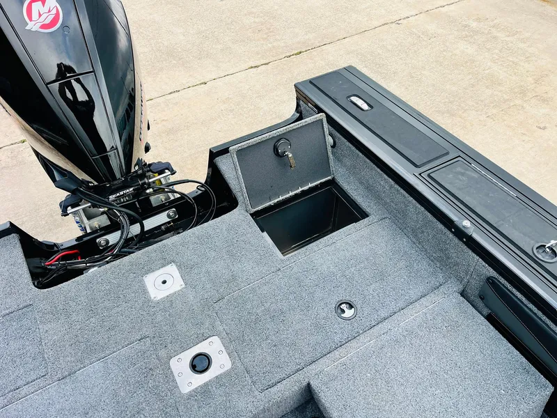 Slide: The Image of Tracker Targa V-19 WT 2023 - 54