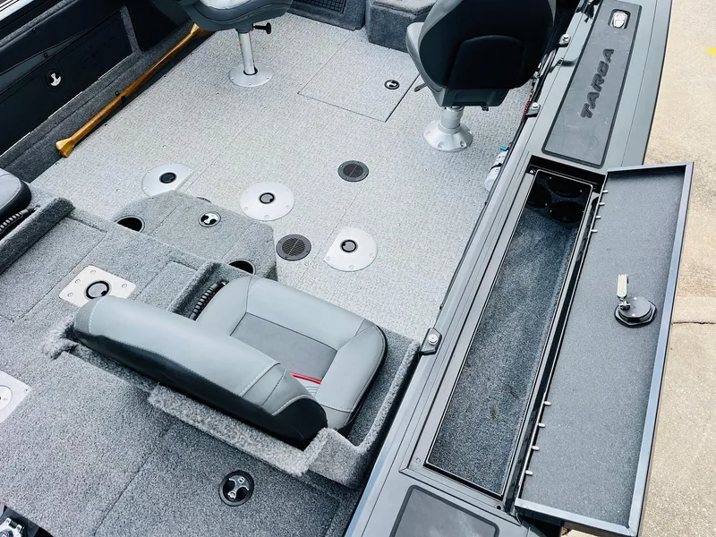 Slide: The Image of Tracker Targa V-19 WT 2023 - 60