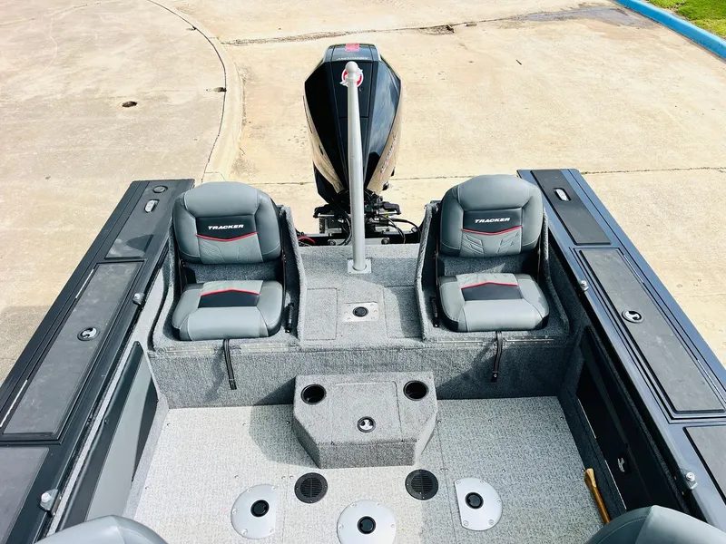 Slide: The Image of Tracker Targa V-19 WT 2023 - 64