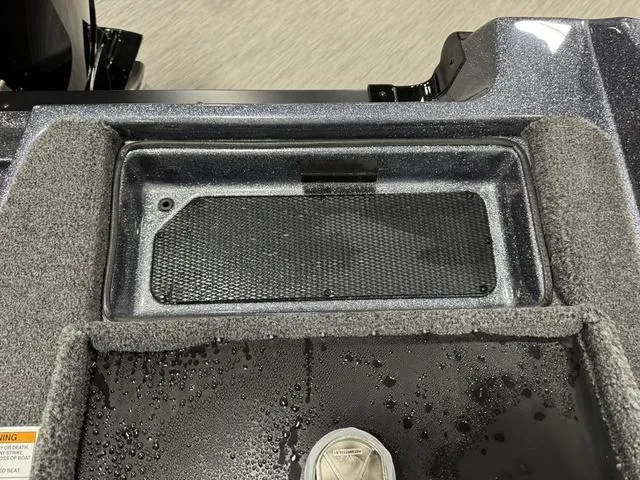 Slide: The Image of Lund 189 Tyee GL Sport 2025 - 14