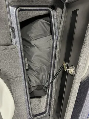 Slide: The Image of Lund 189 Tyee GL Sport 2025 - 23