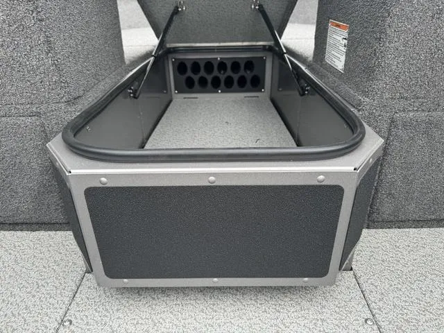 Slide: The Image of Lund 1875 Impact XS Sport 2025 - 20