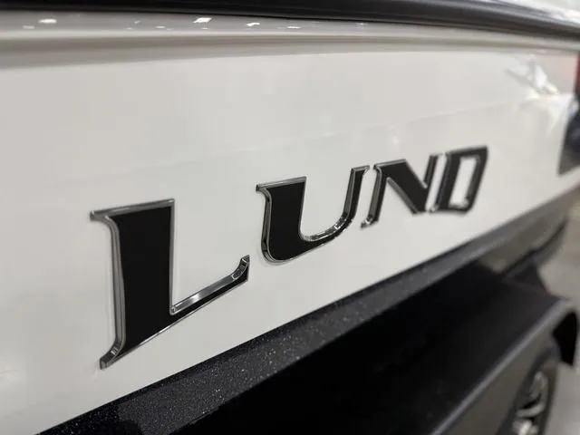 Slide: The Image of Lund 202 Pro-V GL Sport 2025 - 48