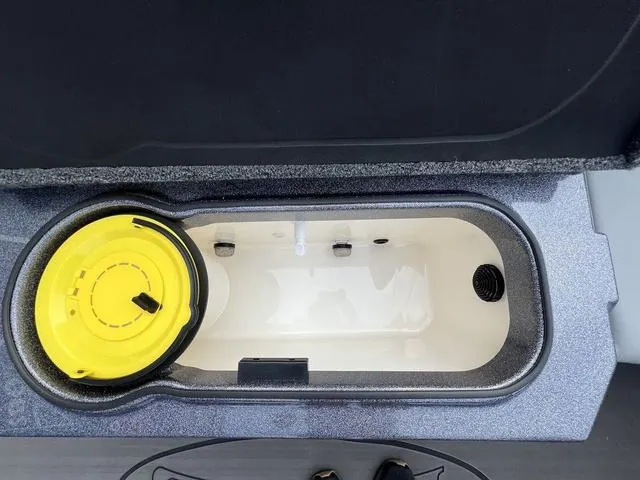 Slide: The Image of Lund 189 Tyee GL Sport 2025 - 28