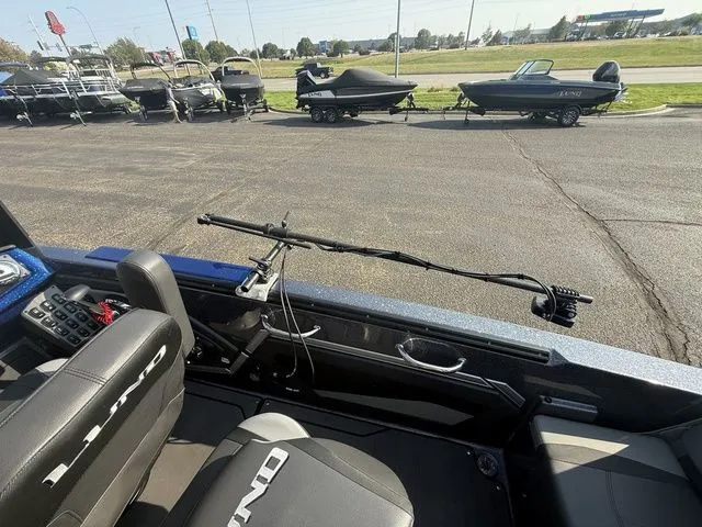 Slide: The Image of Lund 202 Pro-V GL 2025 - 18