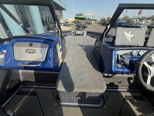 Slide: The Image of Lund 202 Pro-V GL 2025 - 28