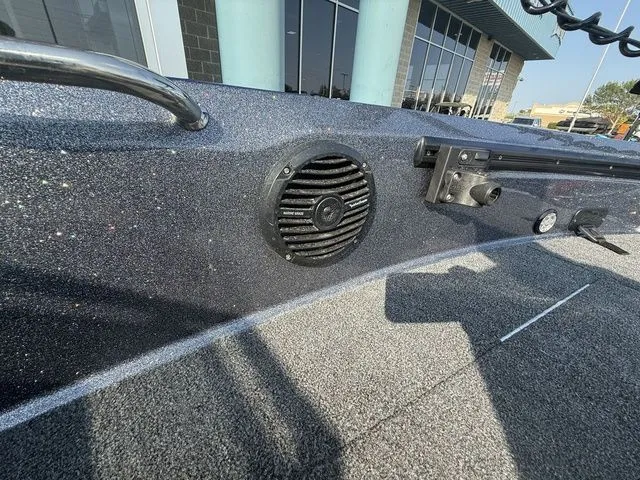 Slide: The Image of Lund 202 Pro-V GL 2025 - 33