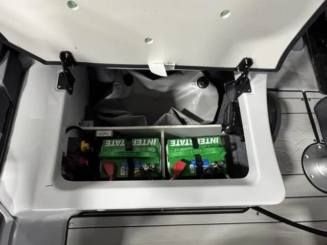 Slide: The Image of Yamaha 255XD 2025 - 18