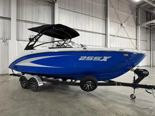 Slide: The Image of Yamaha 255XD 2025 - 3